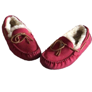 UGG Women’s Red Moccasin Slippers
Sz 8